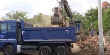 24 vjet pas largimit me dhunë familja shiptare kthehet në veri të Kosovës