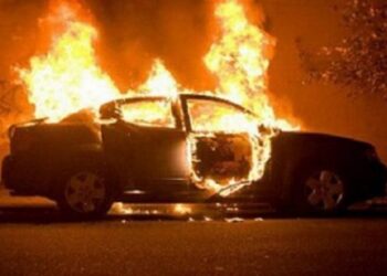 Sulmohet një grua nga Kosova duke ia djegëur veturën në Leposaviq