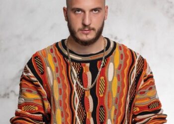 Hajnat ja thyen shtëpinë, Mozzikut dhe ja morën 100 mijë euro