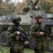 Amerika: Serbia ka filluar të tërheqë forcat nga kufiri me Kosovën