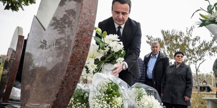 Kurti: Astrit Dehari u mbyt në burg për arsye politike 7 vjet më parë