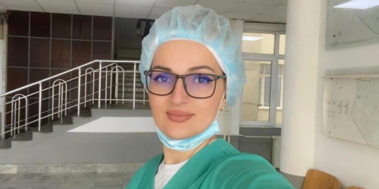 Vdes në moshë të re infermierja Fitore Zenelaj