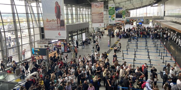 Ja sa shqiptarë të Kosovës u nisën pa viza në orën 8:00 drejtë Evropës