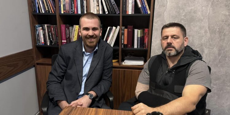 Djali ga një familje atdhetare nga Vrella aderon në AAK