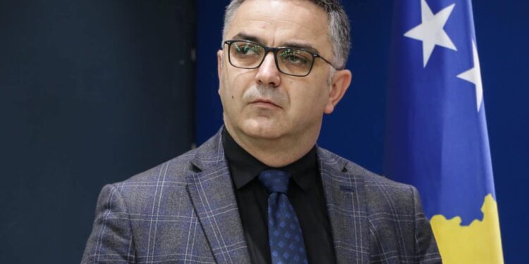 Tahiri i AAK-së: Qeveria ka kryer shkelje flagrante me mos ekzekutimi i pagave