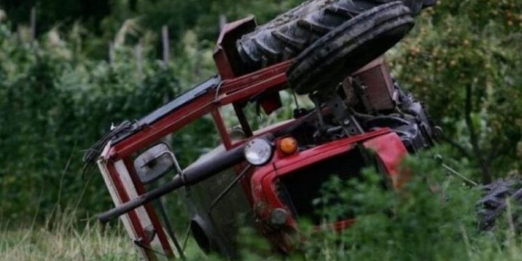 E zuri traktori, vdes burri në Vushtrri