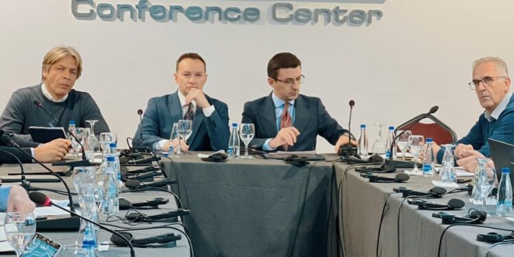 Termokos: Prezantohet Analiza financiare dhe ekonomike për projektin e zgjerimit të ngrohjes qendrore në Prishtinë