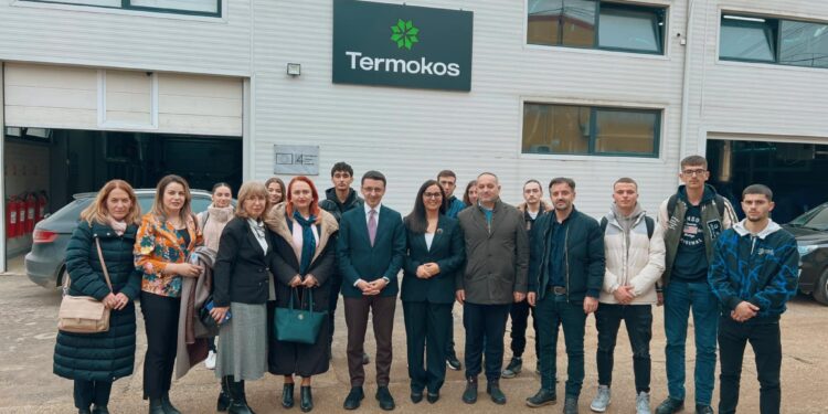 Termokos arrinë edhe  3 marrëveshje bashkëpunimi me shkollat e Prishtinës