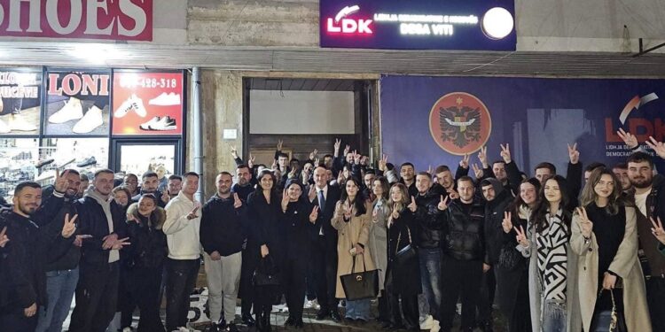 Haliti i takon studentët e Vitisë dhe ju premton mbështetje të vazhdueshme nga komuna