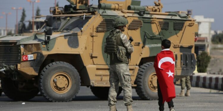 Turqia është forcë e huaj mbizotëruese në Siri pas rënies se Asadit