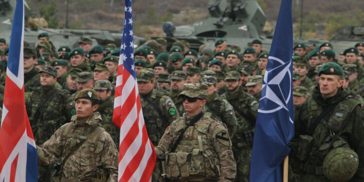 NATO-ja me strategji të re për mbrojtje nga Rusia e Kina