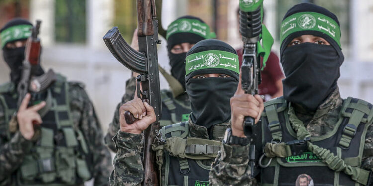 Hamasi e pranon marrëveshjen për armëpushim në Gazë dhe lirim të pengjeve