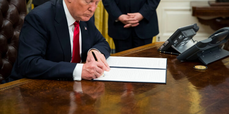 Letra e plotë e Donald Trump, për Vjosa Osmanin, nuk përmendet askun Albin Kurtin