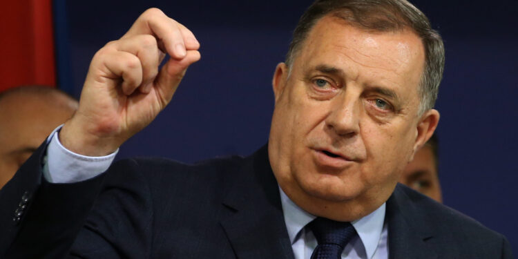 Dënohet me burg Millorad Dodik u shpall fajtor