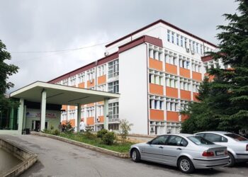 Kjo është gjendja e fëmija e që u godit nga vetura në Pejë