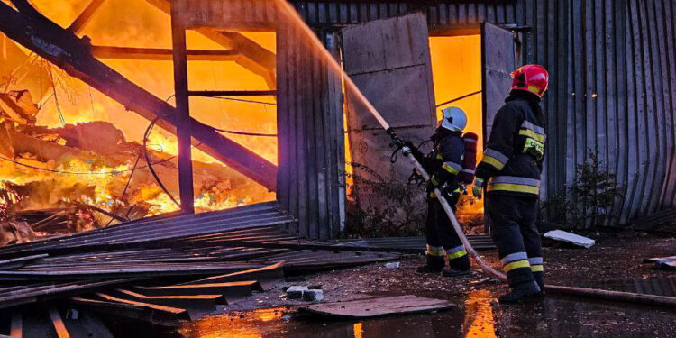 Ukraina e fillon sulmin e madh me dronë drejt Moskës