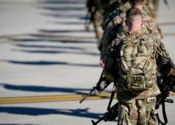 Amerika i dëbon nga ushtarija transgjinorët