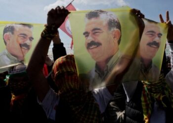 PKK i jep fund konfliktit 50-vjeçar me Turqinë, vendos të shpërbëhet