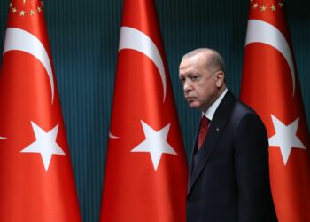 Erdogan e thërret botën të ndërhyrje në tensionet Izrael-Iran