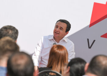 Kurti ua ” lyen me kos”: O fiton Albulena, o ne e sjellim një emër tjetër