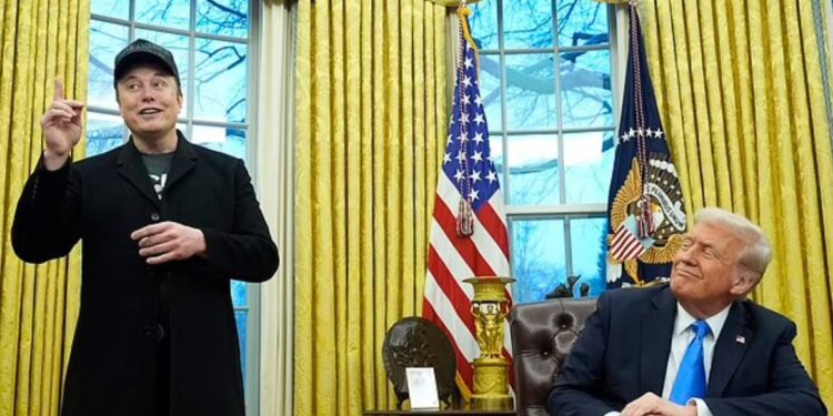 Musk u përlesh fizikisht me Sekretarin e Thesarit në Shtëpinë e Bardhë