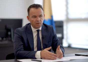 A po e zyrtarizon sot Faton Peci, kandidaturen nga LVV-së për kryetar të Mitrovicës ?