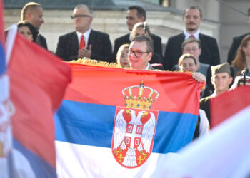 Raportuesi i Parlamentit Europian: Bota serbe e rrezikshme, Brukseli ta ndaloj