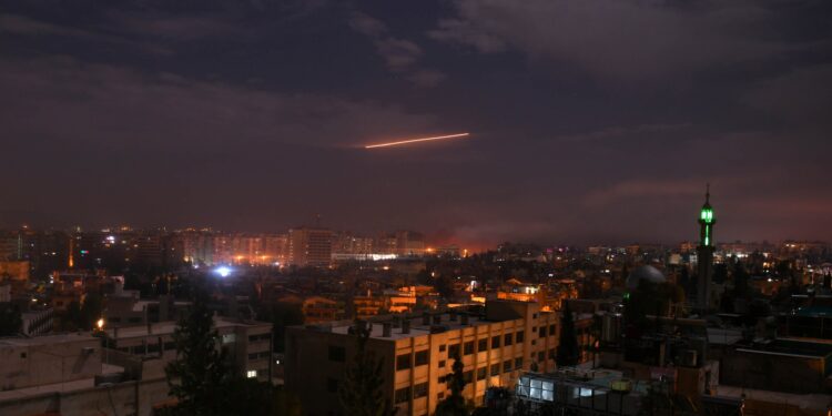 Vazhdon lufta: Izraeli dhe Irani nuk i ndalin sulmet gjatë natës