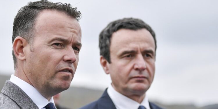 Kurti është i interesuar ta godas Faton Pecin