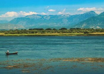 Peshkatarët e gjejnë trupin e një 26 vjeçari në Liqenin e Shkodrës