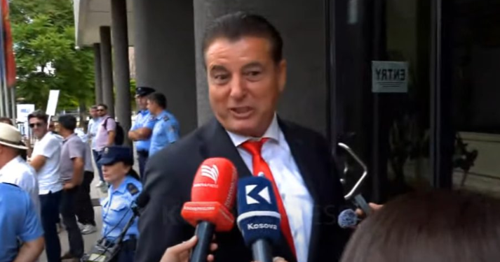 ‘Akademik’ Bahtiri: Jam i kënaqur që po marohen urat mbi urën