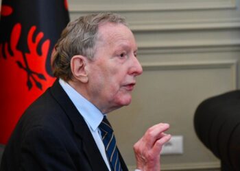 U gjet i vdekur në hotel, ish-ambasadorin gjerman në Shqipëri