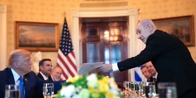 Trumpi nominohet për Çmimin Nobel , nga Netanyahu