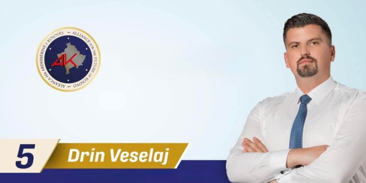 Zëri me i fuqishëm i Pejës, Drin Veselaj rikandidon për Asamblenë Komunale të Pejës me AAK