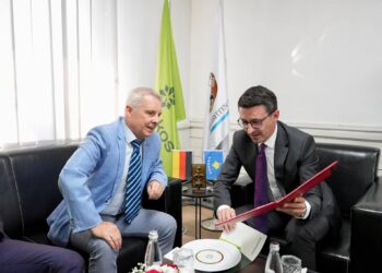 Kryeshefi i Termokosit e pret në takim lamtumirës ambasadorin Rohde
