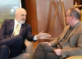 Taravari i pranon fjalët e Edi Ramës: Më tha që Mickoski do të na përdorë dhe gjuajë si leckë