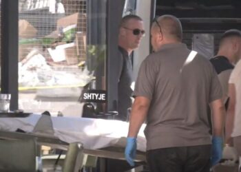 Familjarët e njërit nga të vrarët në Gjilan njoftojnë se Abedin Hoxha varroset sot