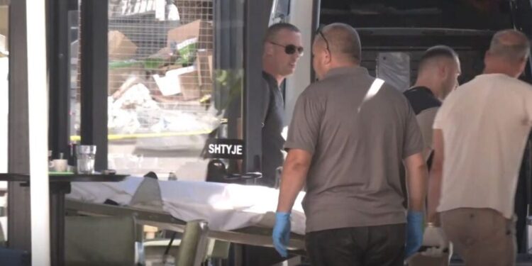 Familjarët e njërit nga të vrarët në Gjilan njoftojnë se Abedin Hoxha varroset sot