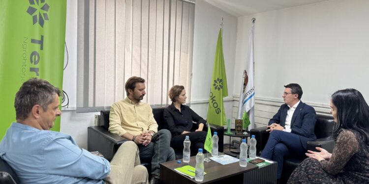 Osmani e pret në takim kandidaten për kryetare të Prishtinës, Besa Shahini