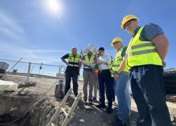 Kryeshefi Osmani inspektoi punimet në terren