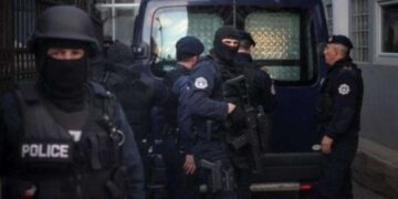 Aksioni në Pejë, janë arrestuar babë e bir për drogë