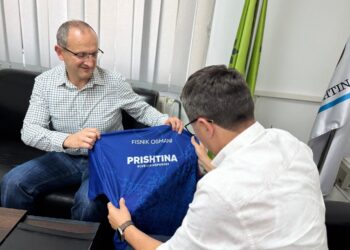 Kryeshefi, Osmani e ka pranuar fanelën e Klubit të Pingpongut ” Prishtina”