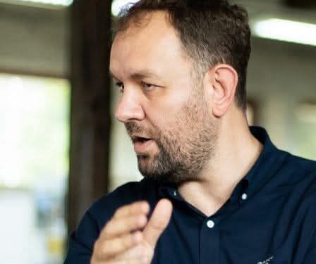 Besimi i brezit tonë në luftën e UÇK-së dhe kritika e hapur për projektin robërisë së re të Christopher Hillit