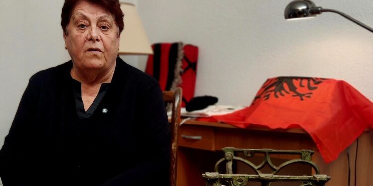 Ndahet nga jeta Ajmane Sefaj – nëna që i qepi uniformat e UÇK-së