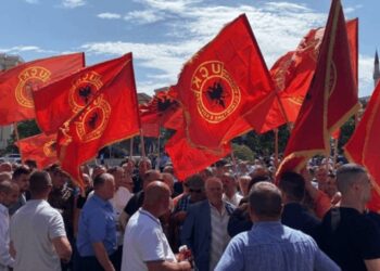 Sot protestohet në Hagë në kundër Gjykatës Speciale