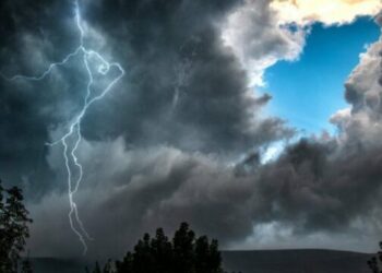 Rrebeshe shiu e rrufe, ky është motit për sot e nesër