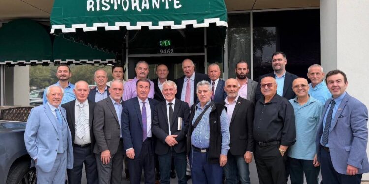 Delegacioni nga Kosova Lindore pritët në Texas: Zëri i Shqiptarëve që nuk heshtet