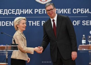 Presidentja e Komisionit Evropian: Dialogu Kosovë-Serbi, temë e takimit me Vuçiqin