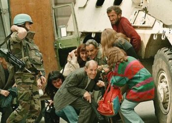 Prokurorët nisin hetime: Grupe italianësh qëllonin civilët “për argëtim” në Bosnjë