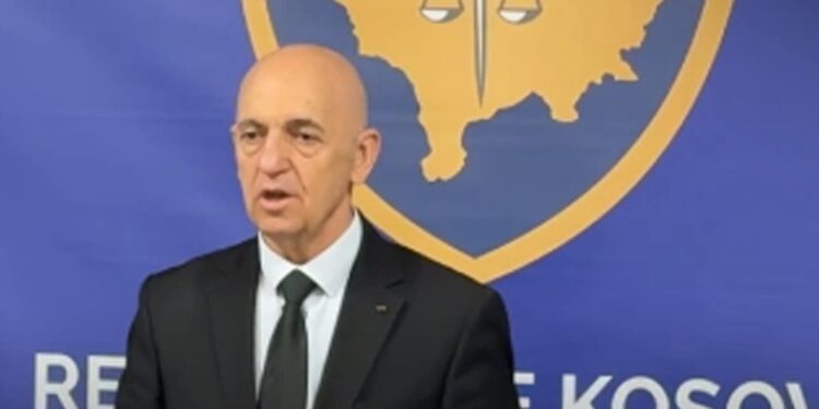 Lajmi i fundit: Sot pritët shkarkimi i Kryeprokurorit Besim Kelmendi
